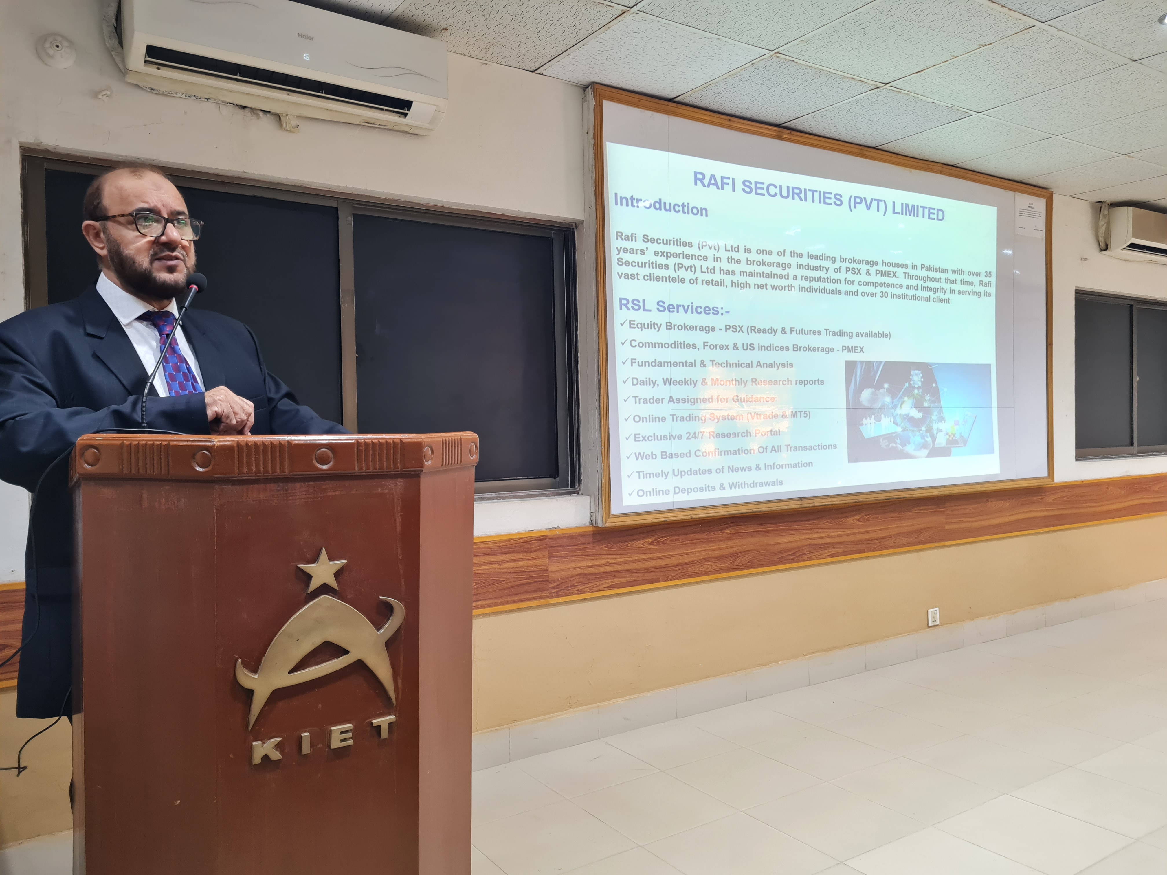 Rafi Securities held an awareness session on 21st  December,2022 in collaboration with PAF Karachi Institute of Economics and Technology (KIET) to encourage Students to improve understanding of financial literacy & money management. Students were also informed about various avenues like Pakistan Stock Exchange Limited & Pakistan Mercantile Exchange. 